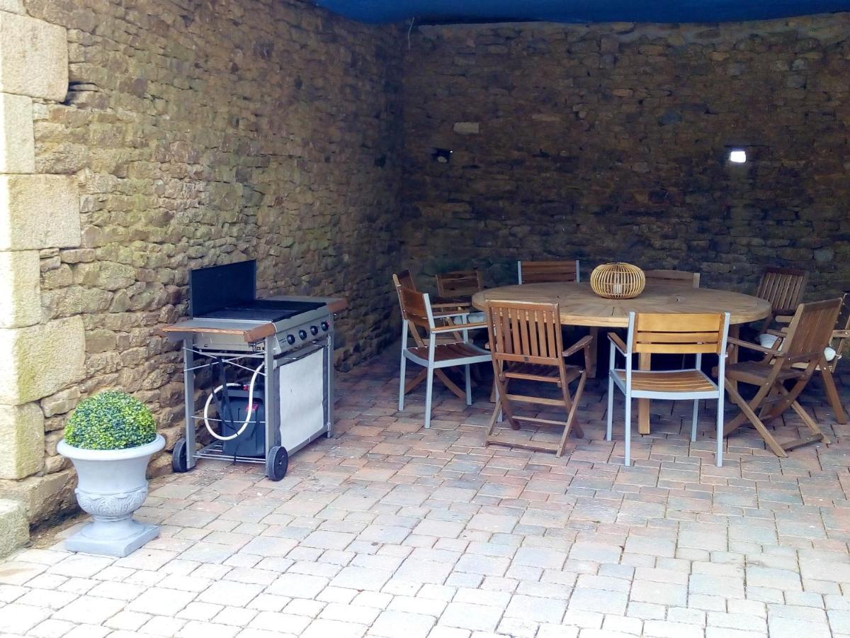 Maison Spacieuse A Plougonven Avec Jacuzzi Et Jardin Zewnętrze zdjęcie