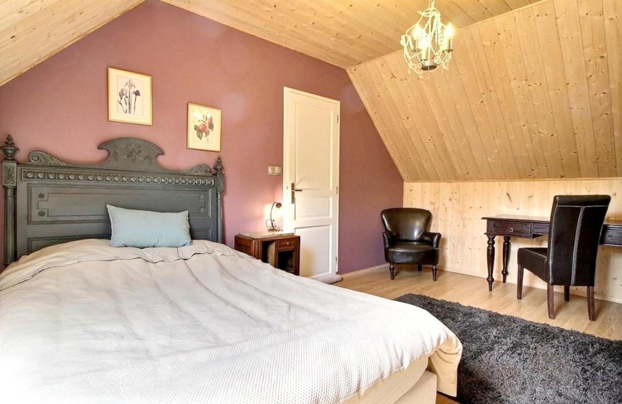 Maison Spacieuse A Plougonven Avec Jacuzzi Et Jardin Zewnętrze zdjęcie