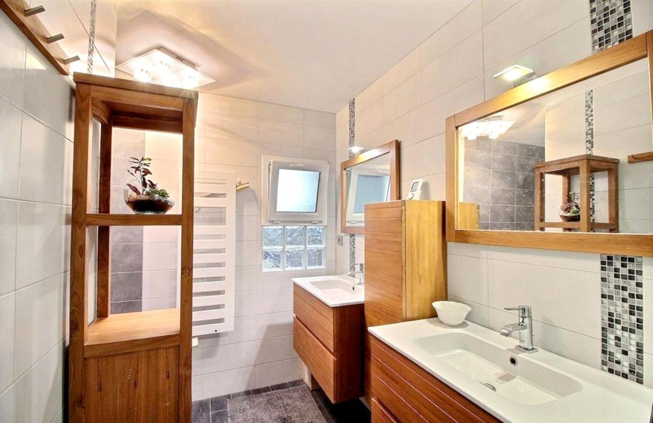 Maison Spacieuse A Plougonven Avec Jacuzzi Et Jardin Zewnętrze zdjęcie